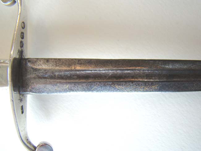 A Silver Mounted Napoleonic Period British Naval 'Fighting' Dirk with 14" blade and made in 1805 — image 6